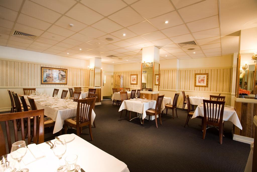 Redearth Boutique Hotel Mount Isa Esterno foto